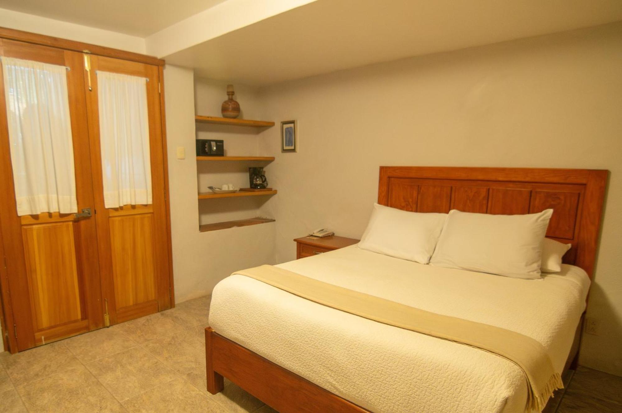 Casa Alamillo Hotel Boutique Malinalco Ruang foto