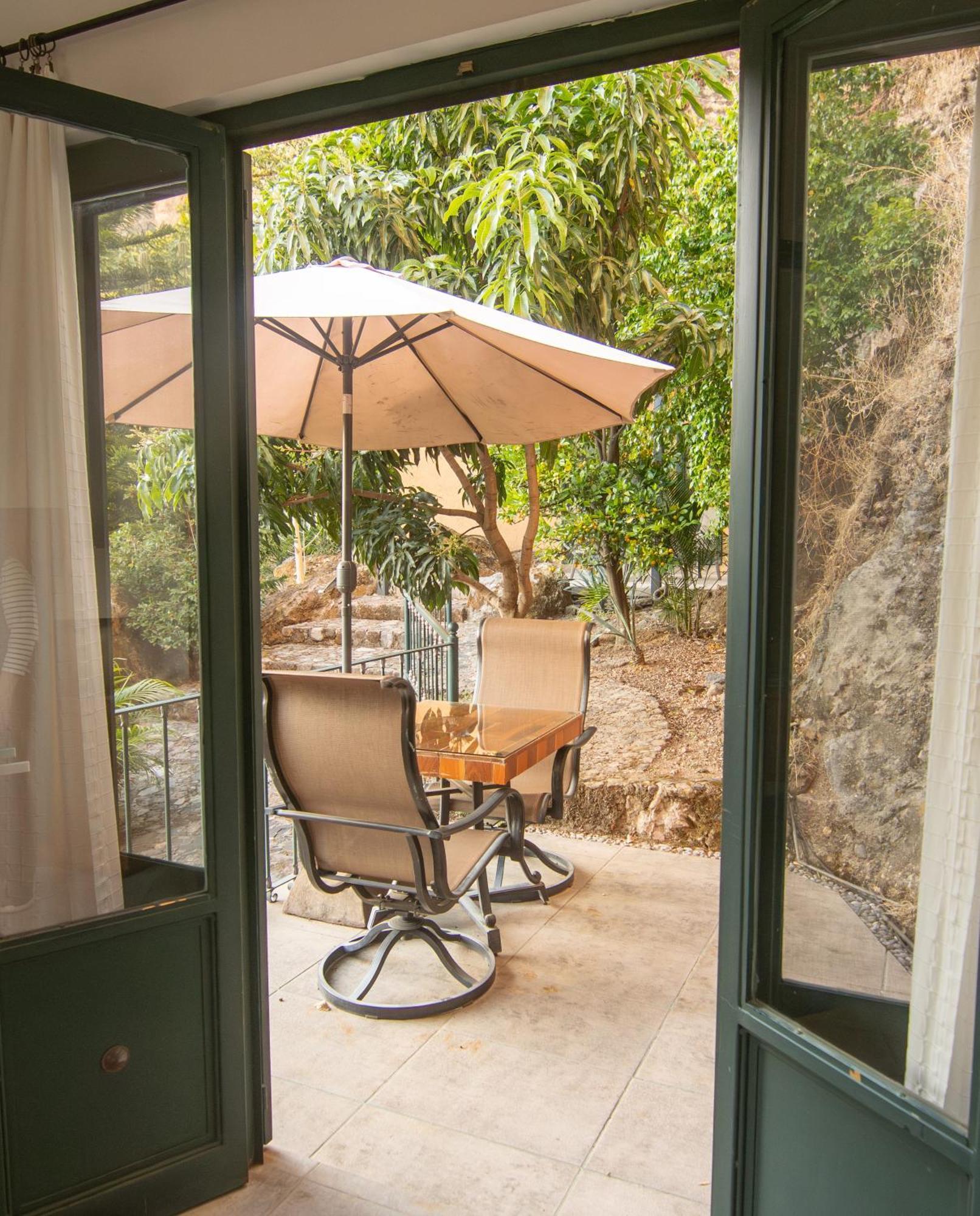 Casa Alamillo Hotel Boutique Malinalco Ruang foto